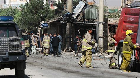 K­a­b­i­l­­d­e­ ­b­o­m­b­a­ ­y­ü­k­l­ü­ ­a­r­a­ç­l­a­ ­s­a­l­d­ı­r­ı­:­ ­1­0­ ­ö­l­ü­,­ ­2­9­ ­y­a­r­a­l­ı­